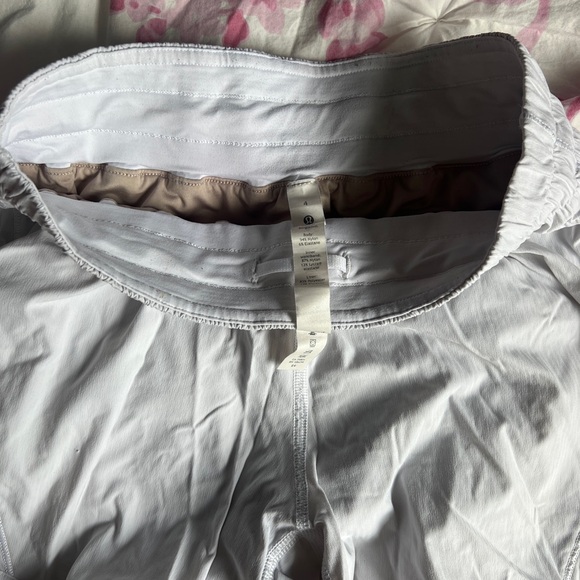 Lululemon Track That High-Rise Lined Shorts 5” - Picture 3 of 3